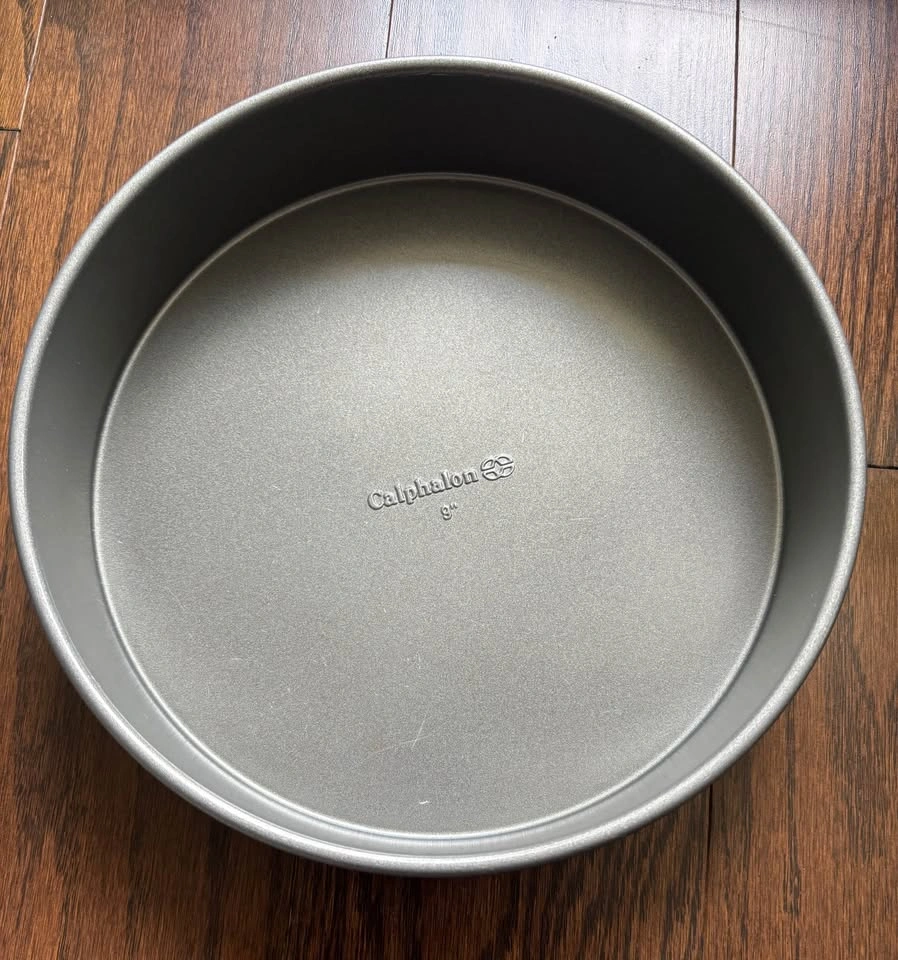 Calphalon Nonstick Round Cake Pan 9-inch - photo 2