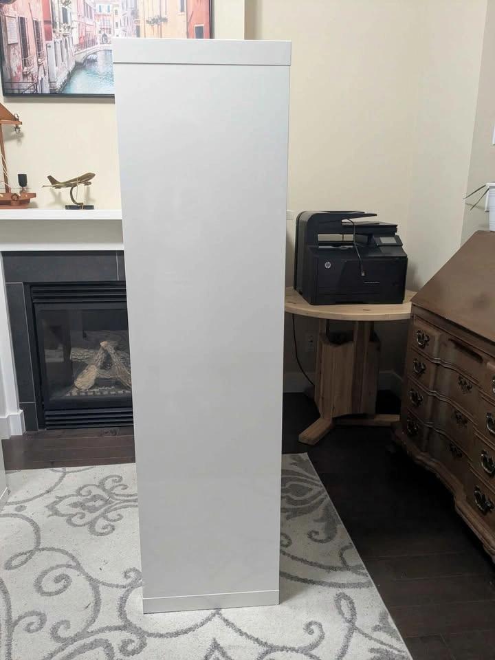 White storage units with drawers - photo 2