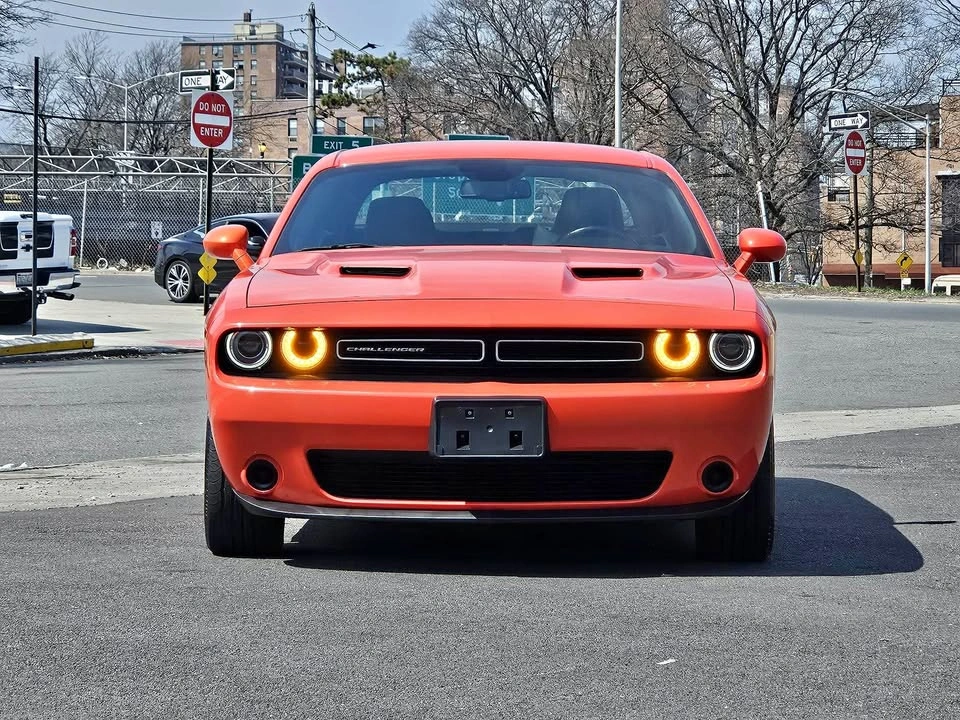 2020 Dodge Challenger SXT Plus Coupe 2D