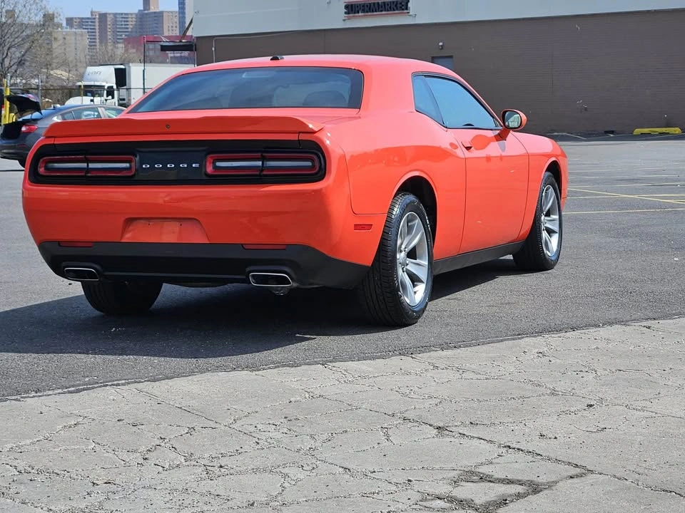 2020 Dodge Challenger SXT Plus Coupe 2D - photo 5