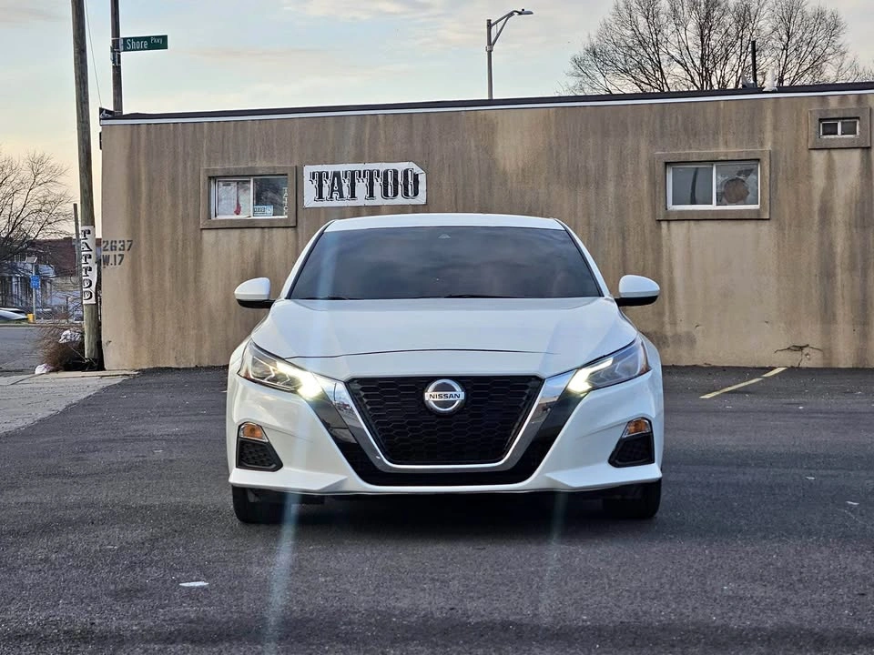 2022 Nissan Altima 2.5 SV Sedan 4D