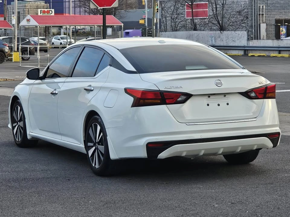 2022 Nissan Altima 2.5 SV Sedan 4D - photo 4