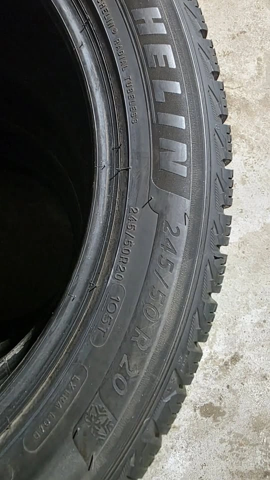 245/50/20 Michelin Winter Tires - 90% Tread - photo 3