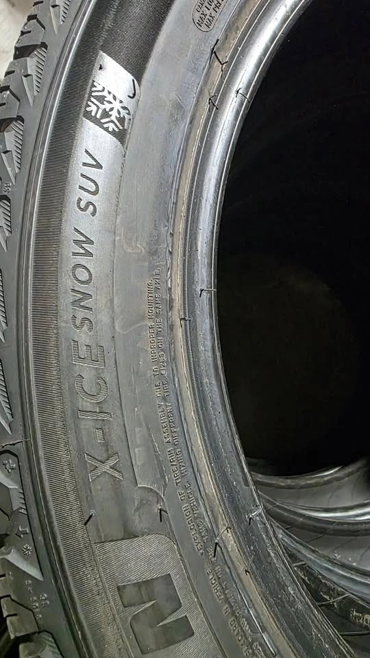 245/50/20 Michelin Winter Tires - 90% Tread - photo 4