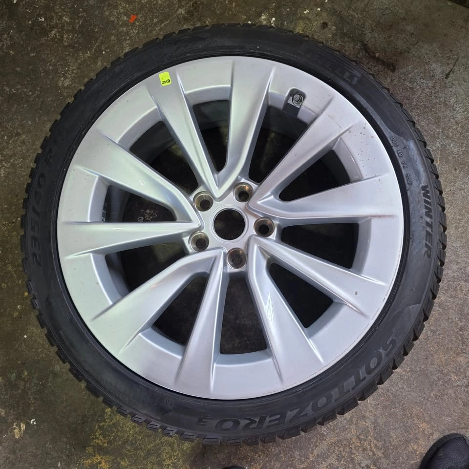 19 inch Tesla Model 3 Rims w/ Pirelli Winter Tires & TPMS - photo 4