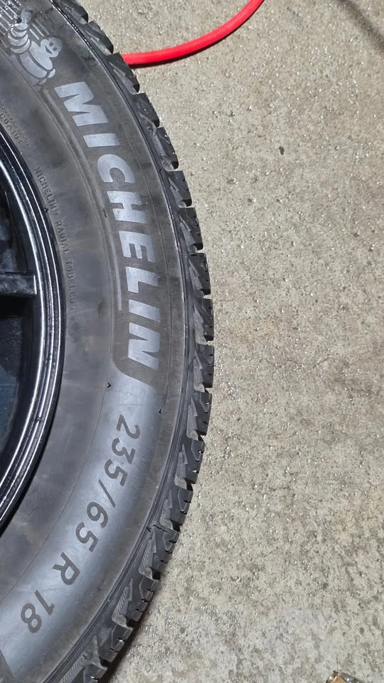 235/65/18 Michelin Winter Tires w/ Black Alloy Rims 5x114.3 - photo 2