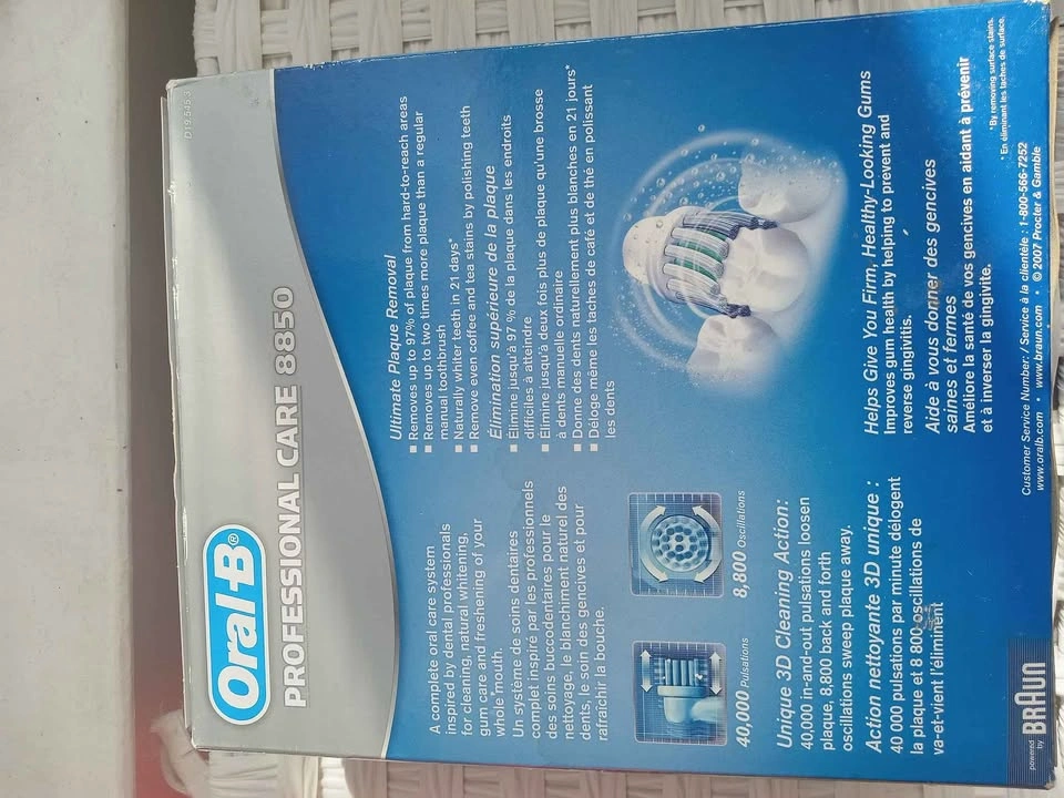 Oral-B Professional Care 8850 Electric Toothbrush - photo 2