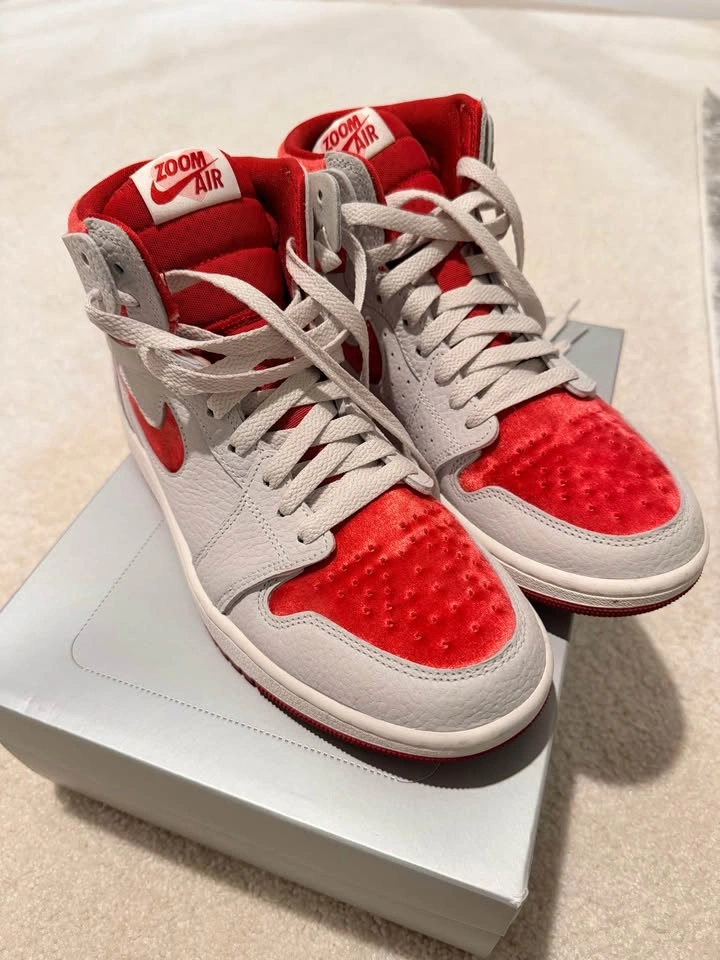 Jordan’s 1 Valentine’s Day edition - photo 3