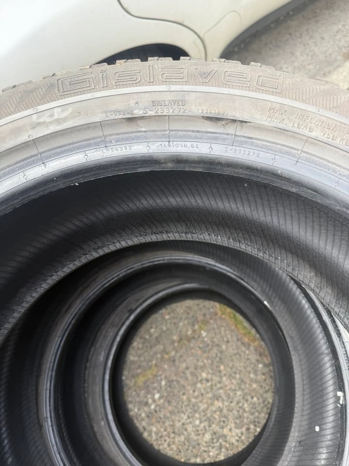 GISLAVED 4 Winter tires 235/45R18 98T XL - photo 3