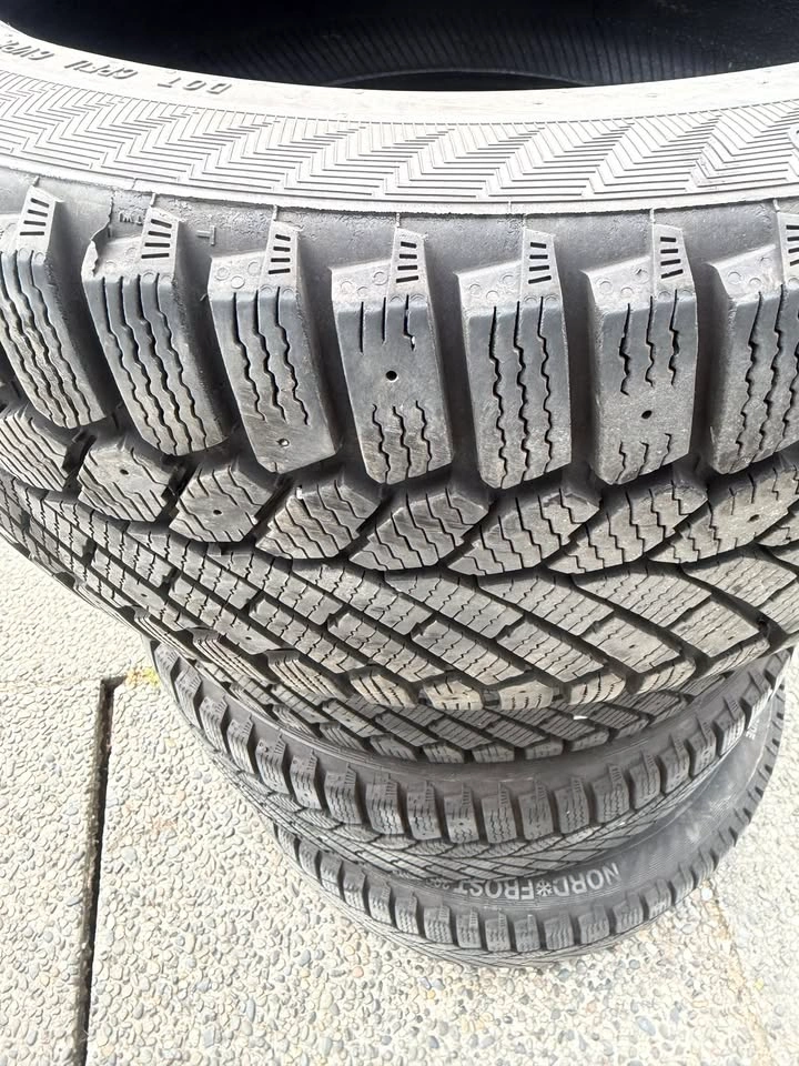 GISLAVED 4 Winter tires 235/45R18 98T XL - photo 4
