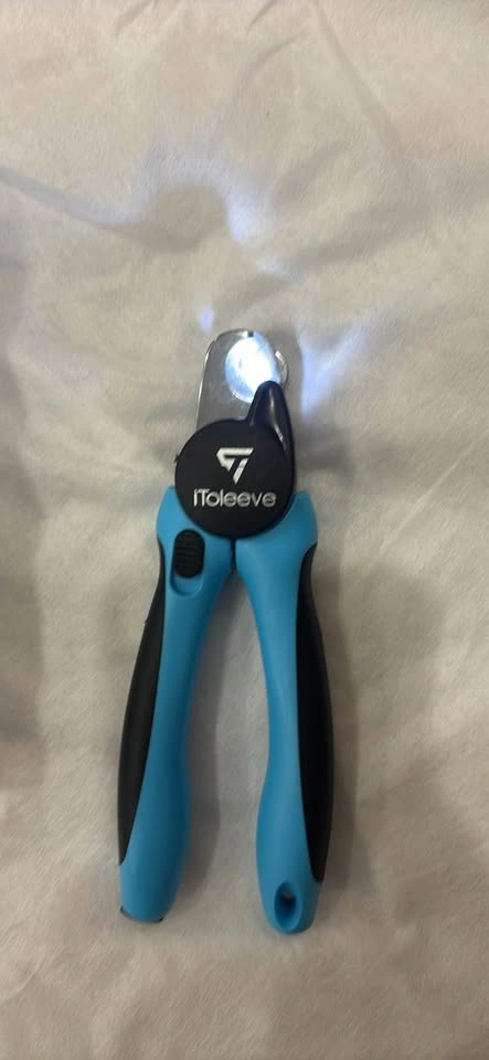 Brand new and never used professional LED pet nail clipper for s - photo 3