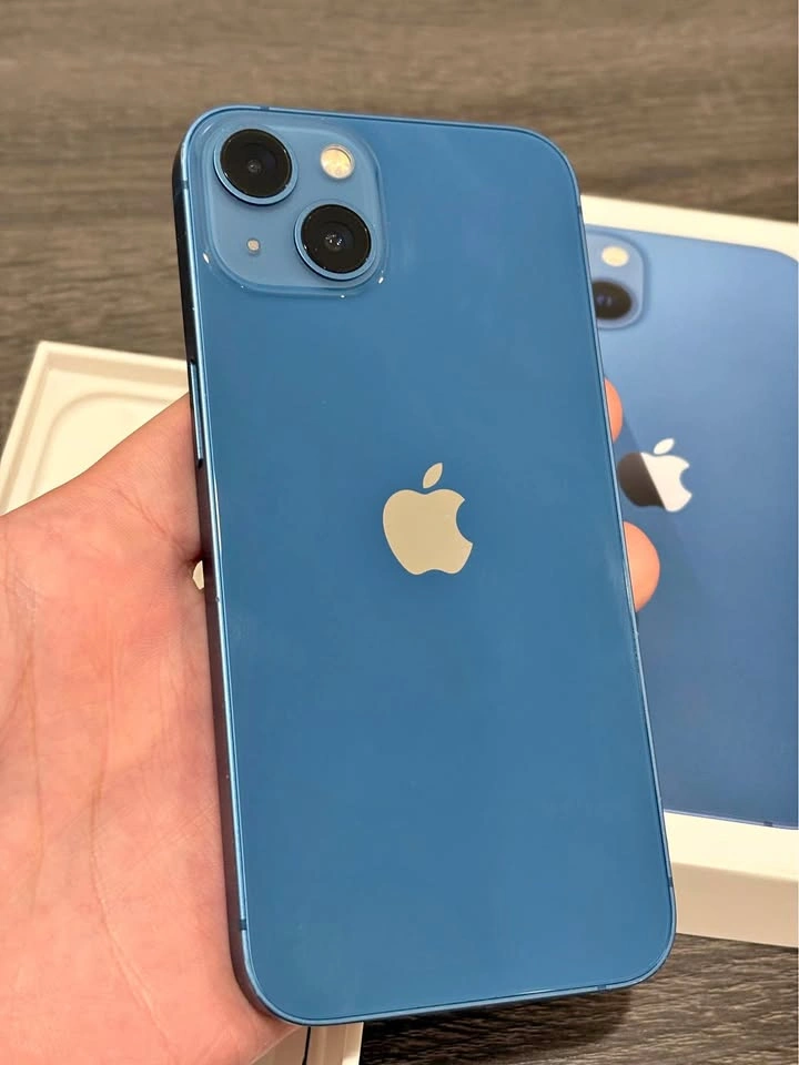 iPhone 13 - 128gb - 74% battery health