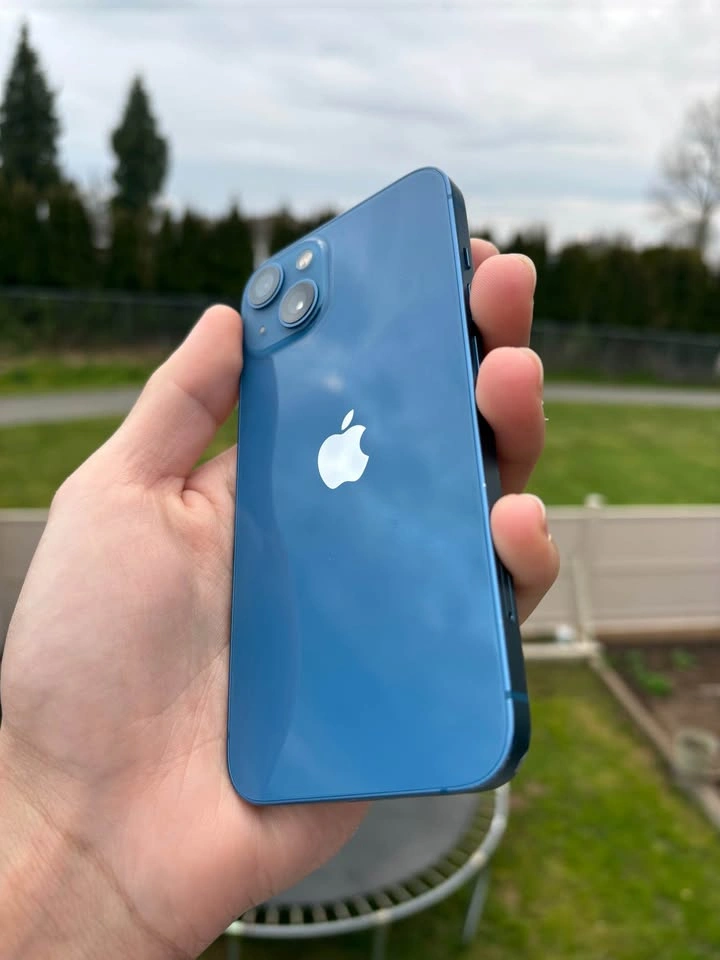 iPhone 13 128GB Blue – 74% Battery | Priced to Sell - photo 2