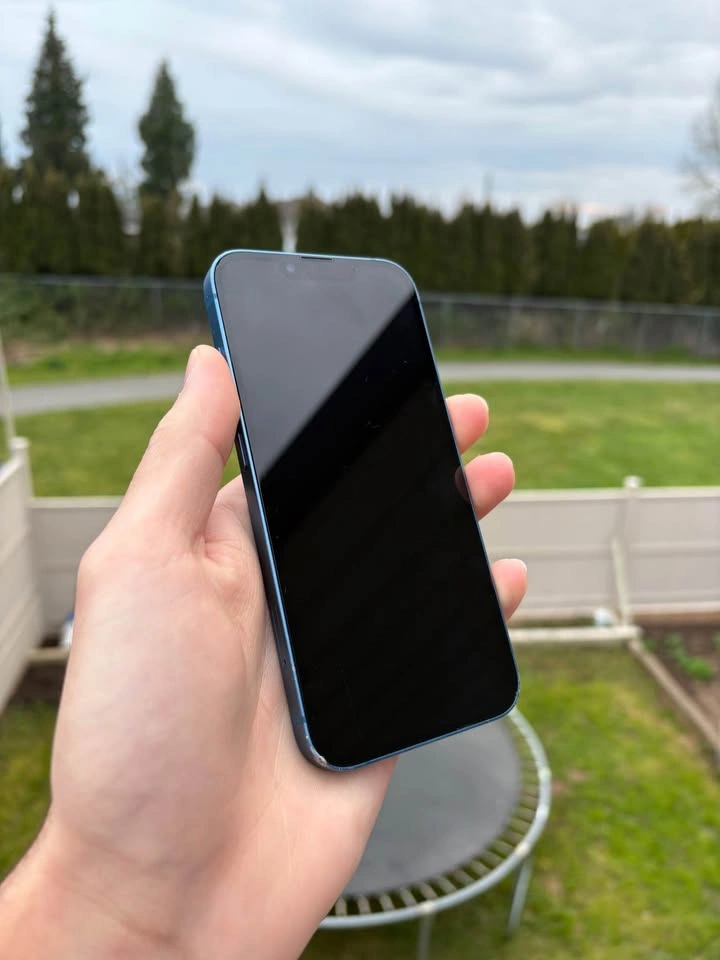 iPhone 13 128GB Blue – 74% Battery | Priced to Sell - photo 4