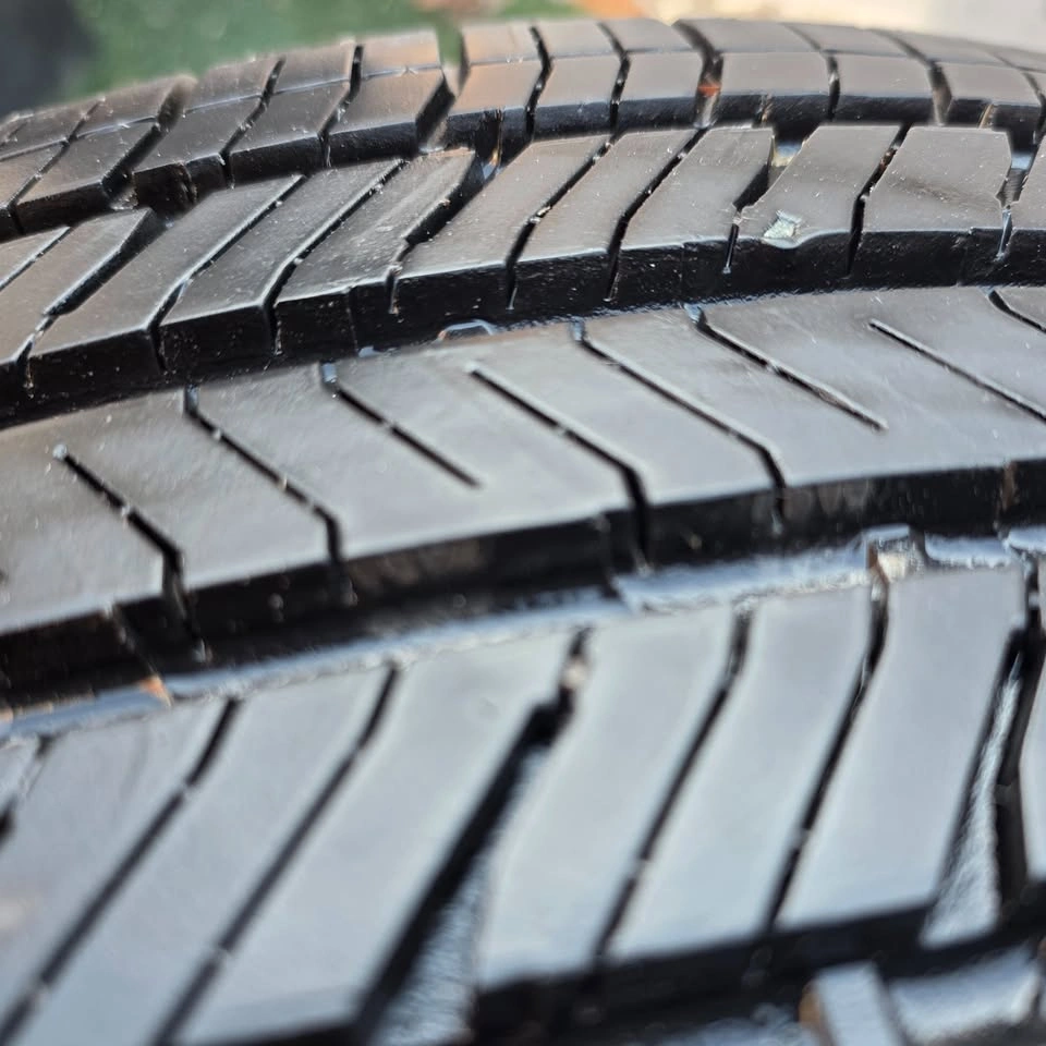 225/55/18 Goodyear Eagle All Season Tires - 95% Tread - photo 4