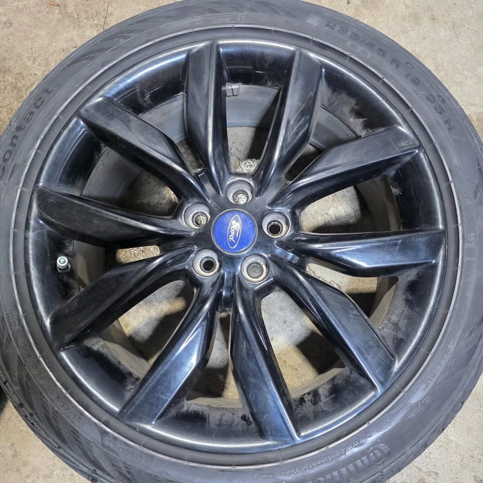 19 inch Ford OEM Alloy Rims 5x108 - photo 4