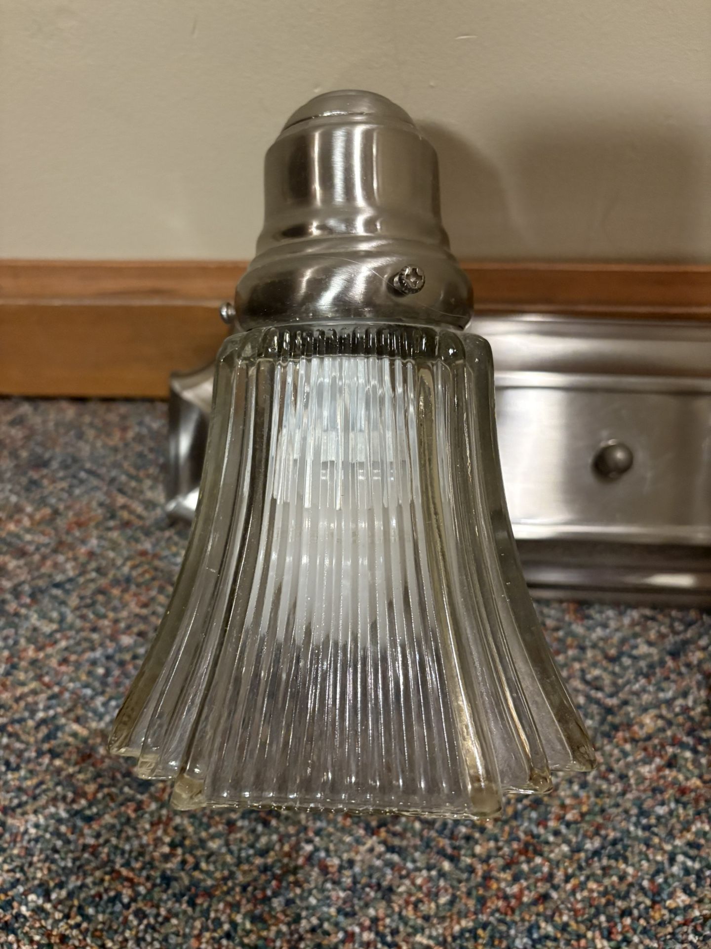 4 Light Vanity Light Fixture - photo 3
