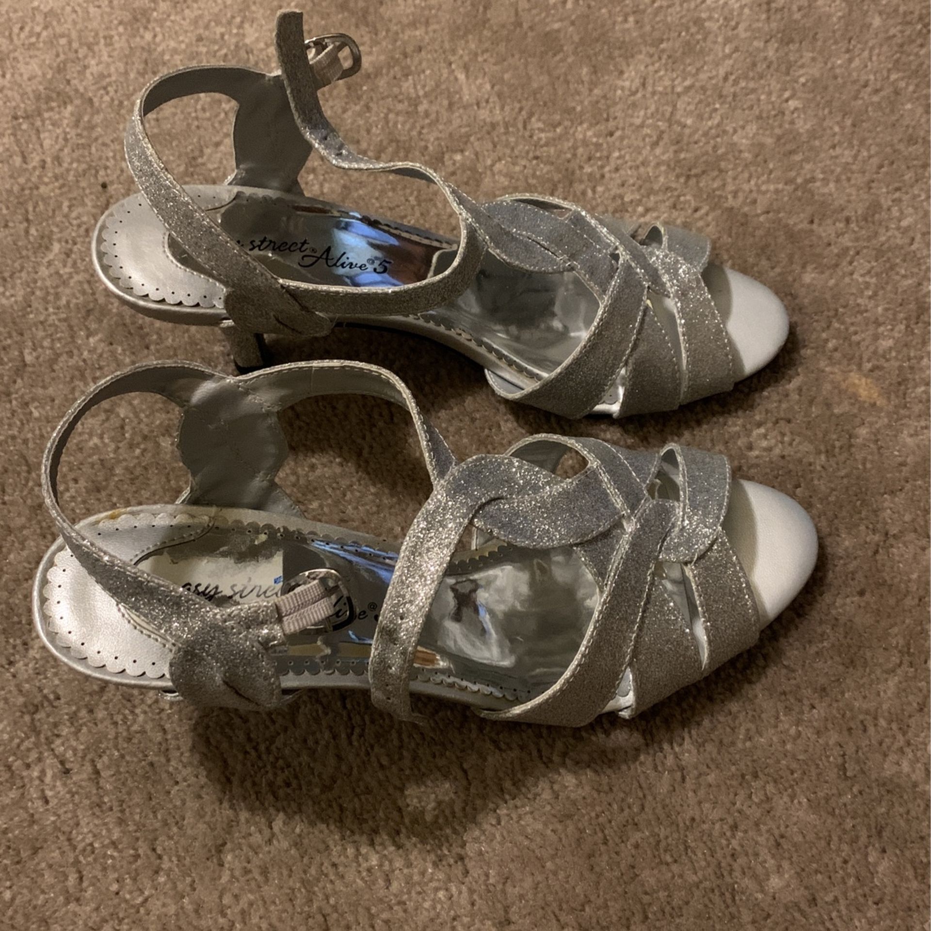 Silver Shoe With Box - photo 2