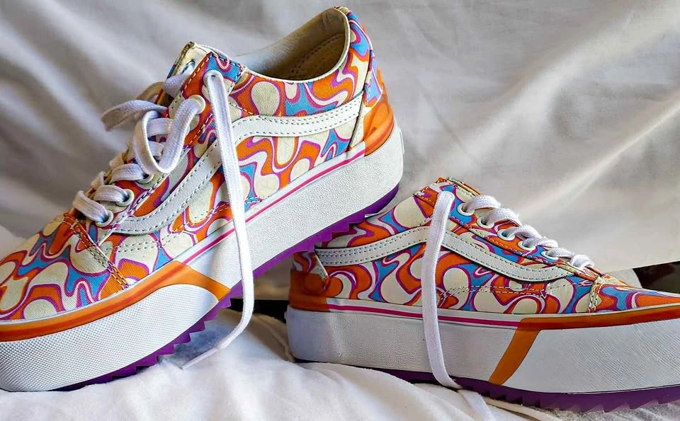UV Ink Old Skool Stacked Vans — Discontinued — New — NWOT 👟