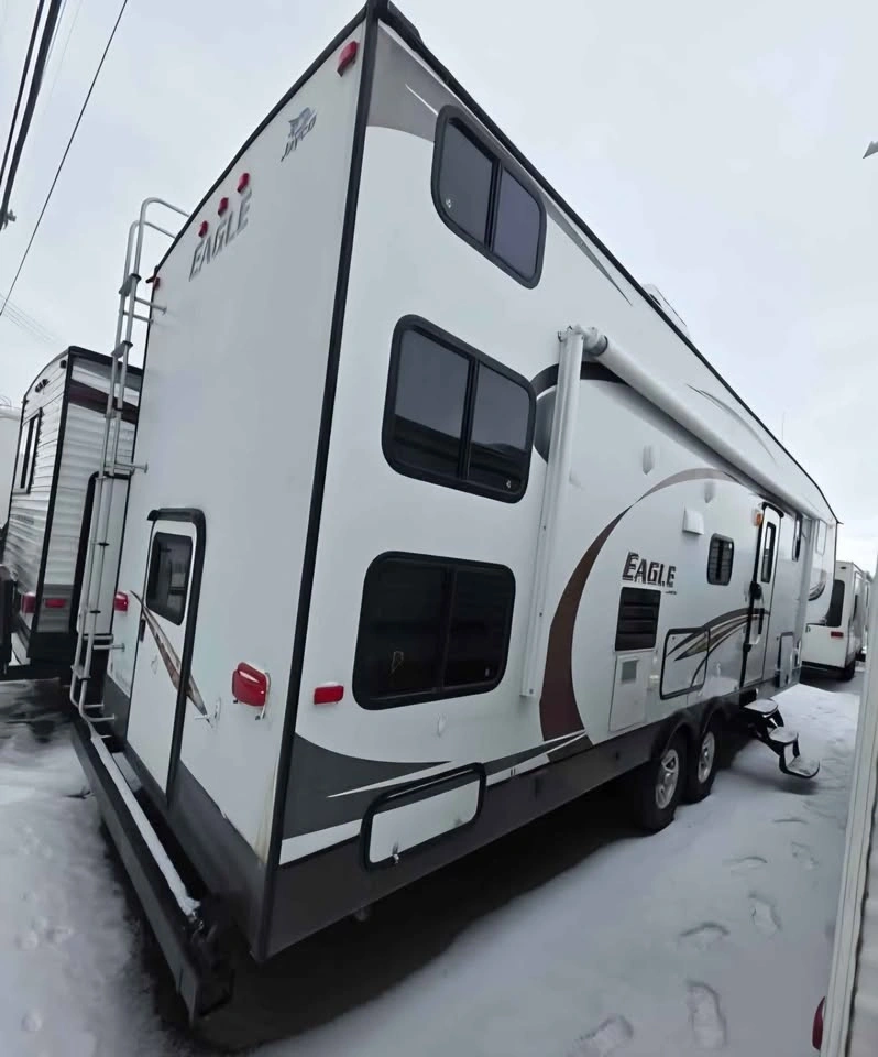 2014 Eagle 5th Wheel 4 Season 30.5 BHLT Loft Bunkhouse - photo 2