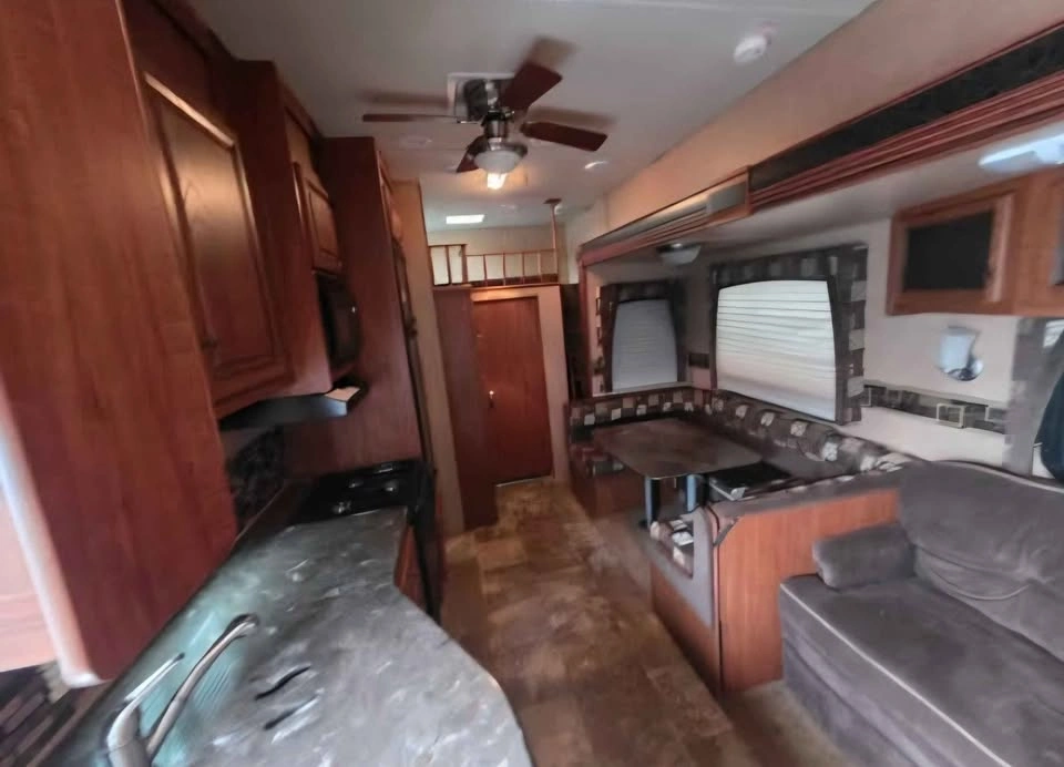 2014 Eagle 5th Wheel 4 Season 30.5 BHLT Loft Bunkhouse - photo 5