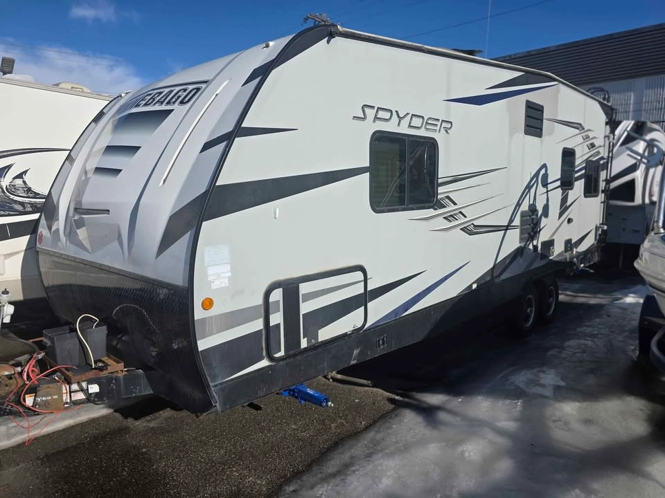 2022 Winnebago Spyder Toyhauler 23FB - 16.5ft Garage, 4 Season - photo 2