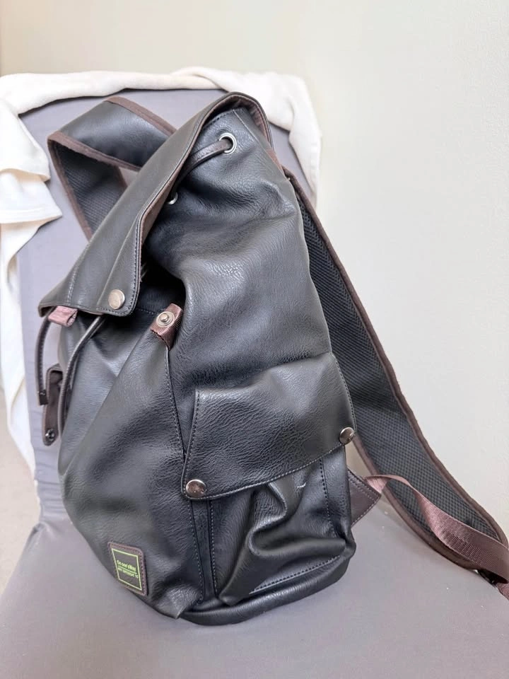Faux leather backpack for daily use - photo 3