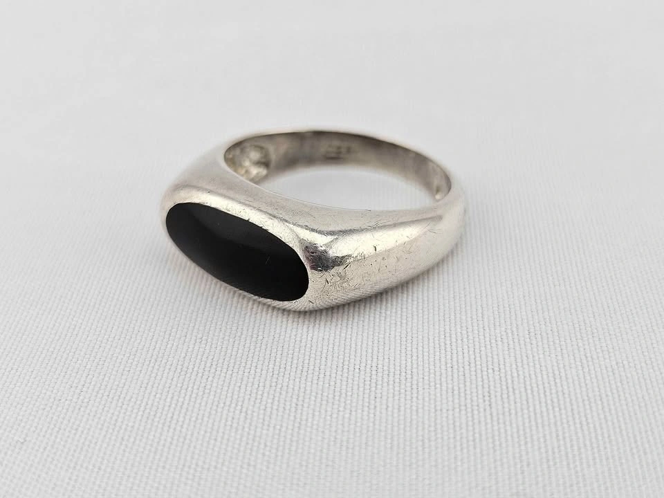 Vintage Sterling Silver Black Onyx Signet Ring Size 7.75 - photo 2