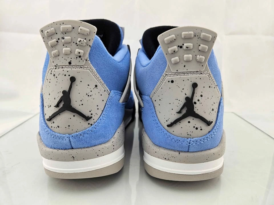 Jordan 4 Retro University Blue Youth 7 / Women's 8.5 - photo 5