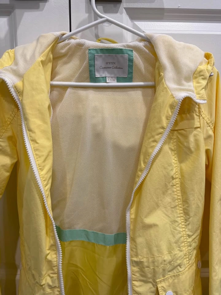 Women’s Yellow Water Repellent Jacket - XS - photo 4