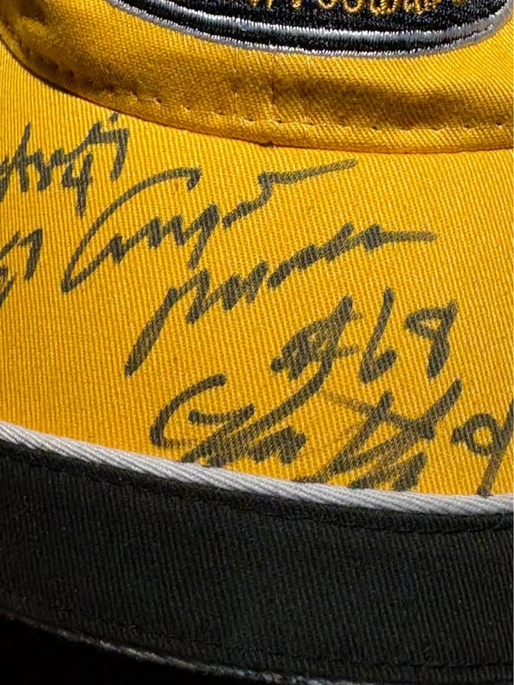 Vintage 2010 Hamilton Tiger-Cats SIGNED Football - photo 3