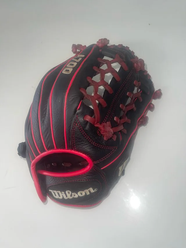 WILSON A700 PRO WEB BLACK/RED 12" Broken In image indicator(3)