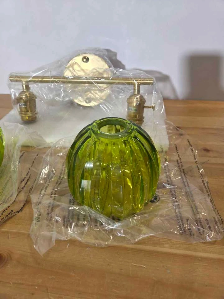 Bathroom Vanity Light 2 Light Brass Tulip Glass, New - photo 5