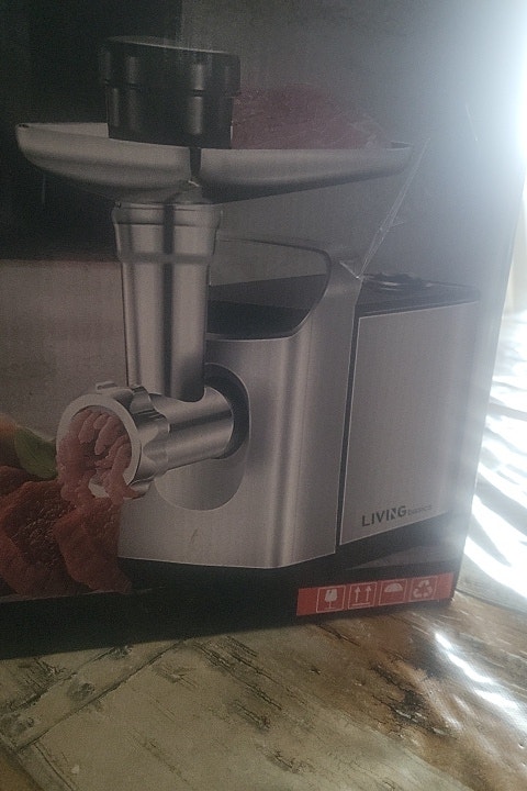 electric meat grinder LB-SM-308 MISSING ATTACHMEN