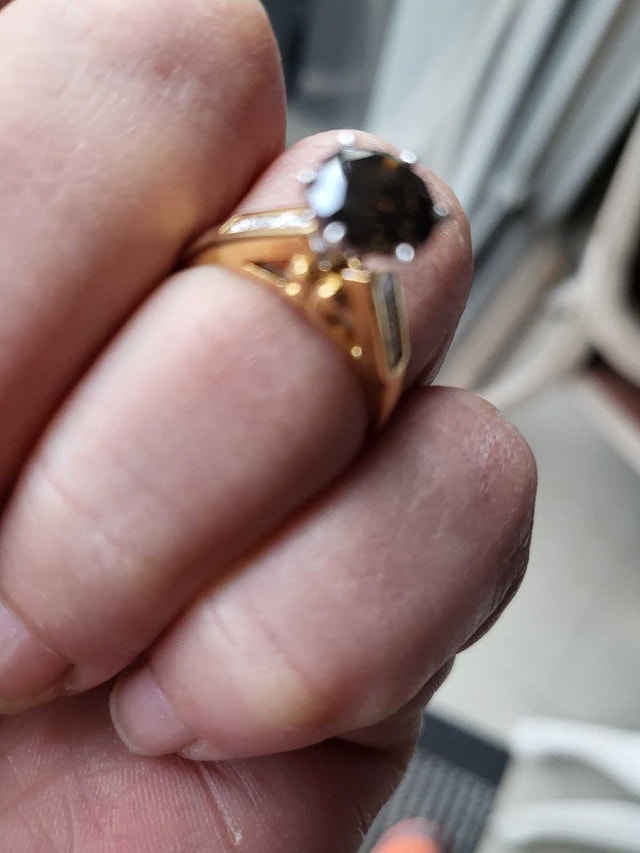 18k Yellow Gold 1.47ct Center Diamond Ring