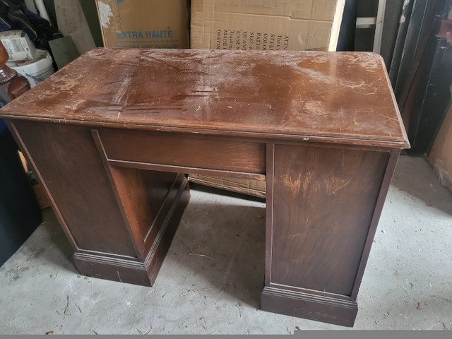 Double Pedestal Desk or Vanity - Solid Wood - Needs TLC - photo 2