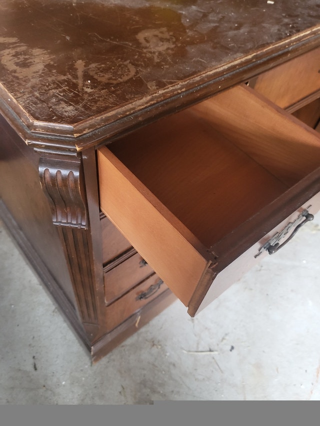 Double Pedestal Desk or Vanity - Solid Wood - Needs TLC - photo 3