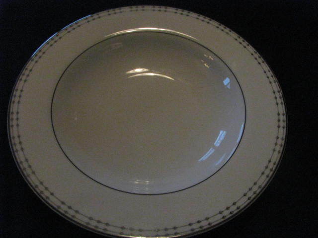 Royal Doulton Rialto Platinum 8 Soup Bowls - photo 3