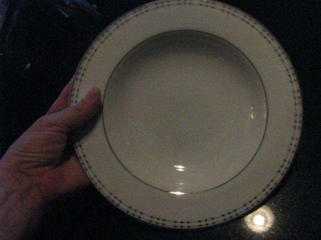 Royal Doulton Rialto Platinum 8 Soup Bowls - photo 5