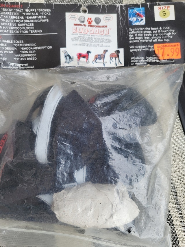 Dog Foot Protective Shoes - photo 4