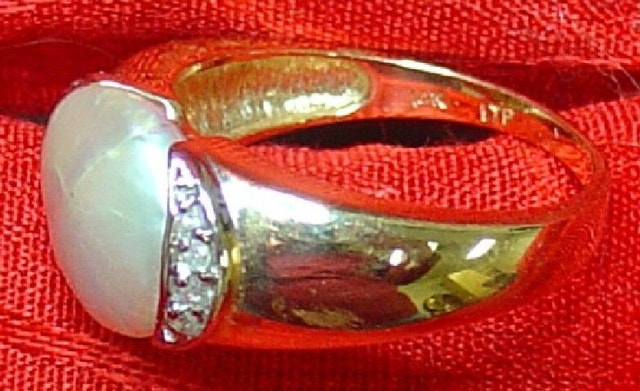 14k Coin Pearl and Diamond Right Hand Ring Art Deco - photo 2