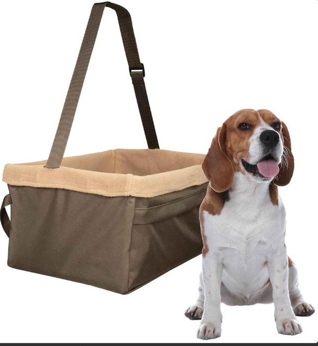 PetSafe Happy Ride Dog Booster Seat up to 18 lb w/ Headrest