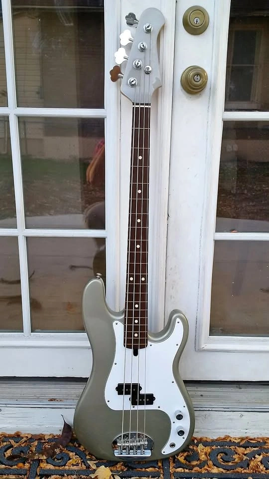 Lakland Skyline PBass
