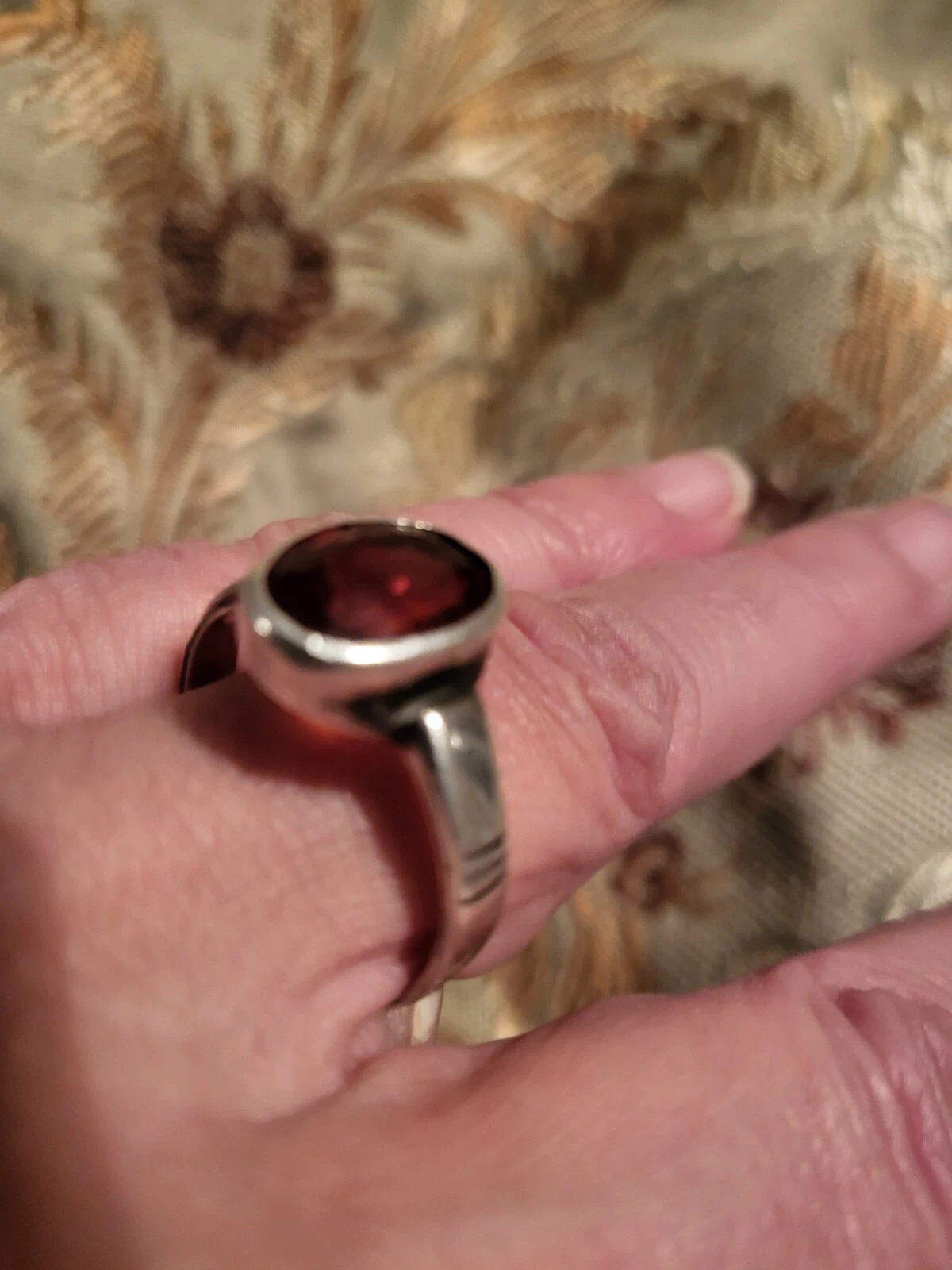 Large Oval Garnet Red Stone Ring - Size 10 - photo 3