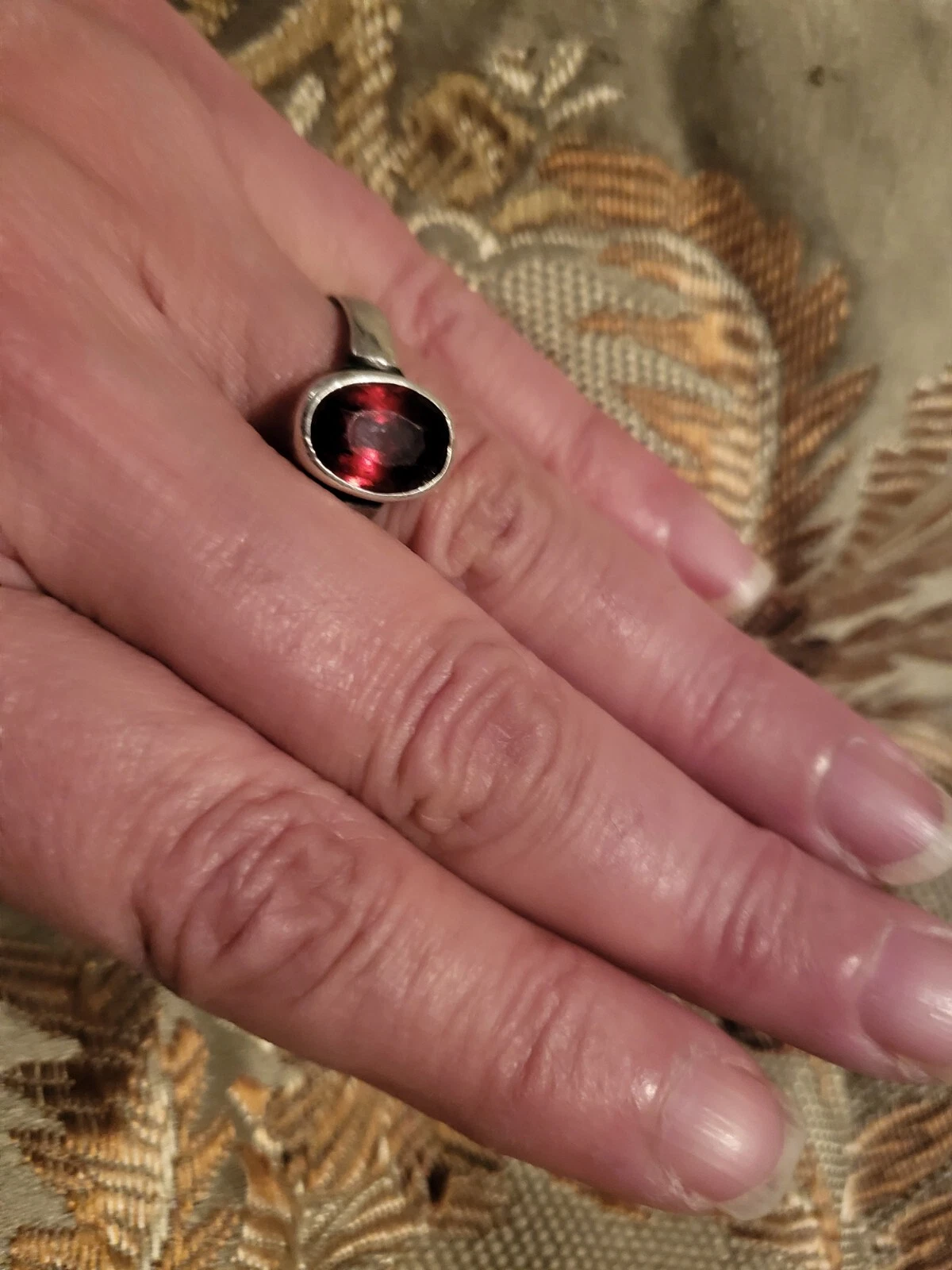 Large Oval Garnet Red Stone Ring - Size 10 - photo 4