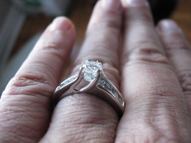 1 ct Platinum Engagement Ring - Size 8 3/4 - photo 4