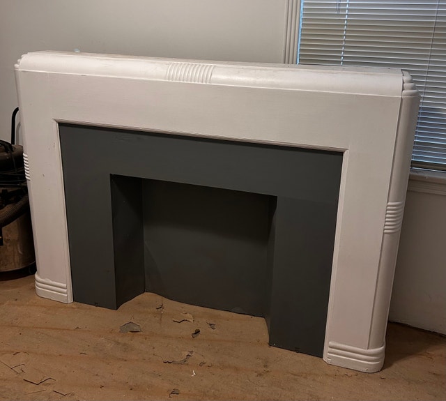 Fireplace Mantle with Screen