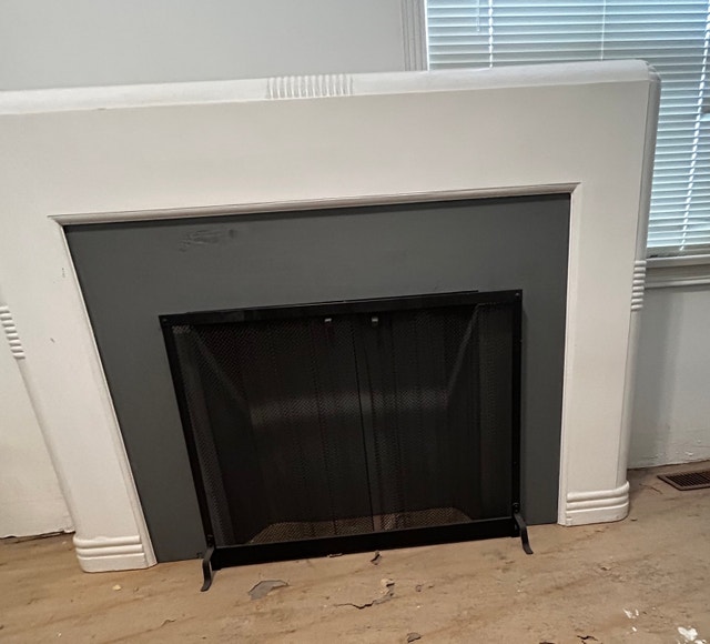 Fireplace Mantle with Screen - photo 3