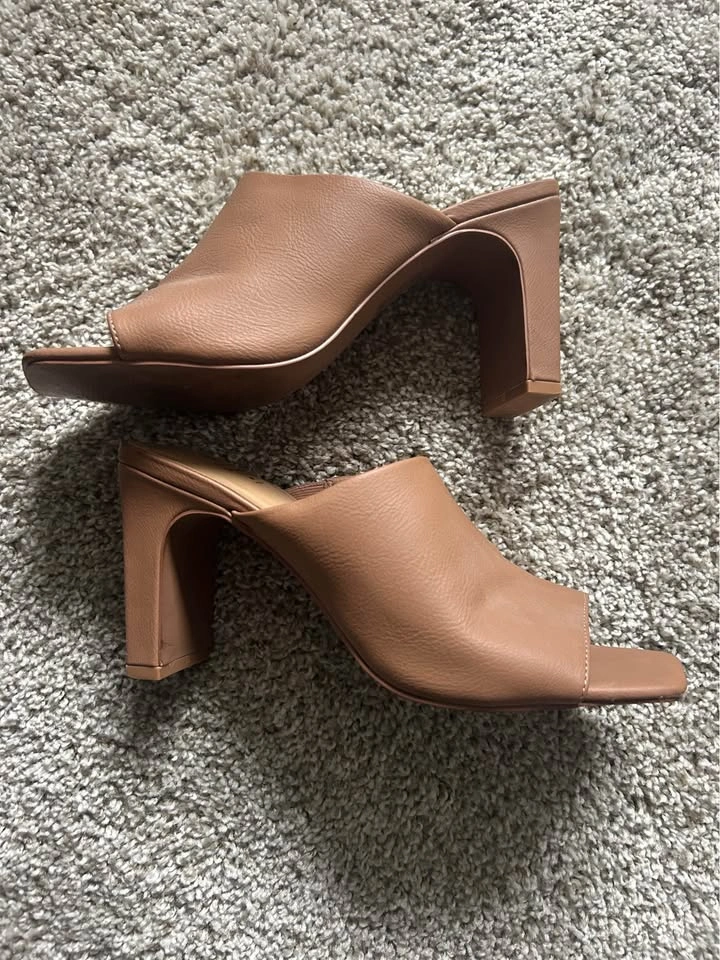 Women’s shoes - photo 2