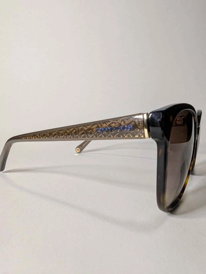 Tommy Hilfiger Sunglasses - photo 2
